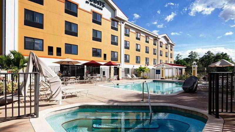 Four Points By Sheraton Fort Myers Airport Bagian luar foto