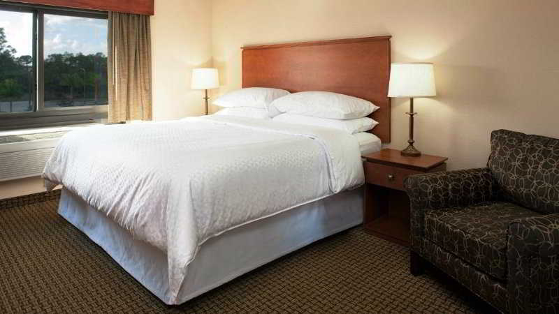 Four Points By Sheraton Fort Myers Airport Bagian luar foto