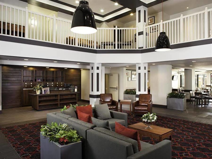 Four Points By Sheraton Fort Myers Airport Bagian luar foto