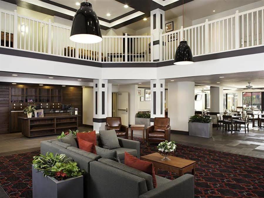 Four Points By Sheraton Fort Myers Airport Bagian luar foto